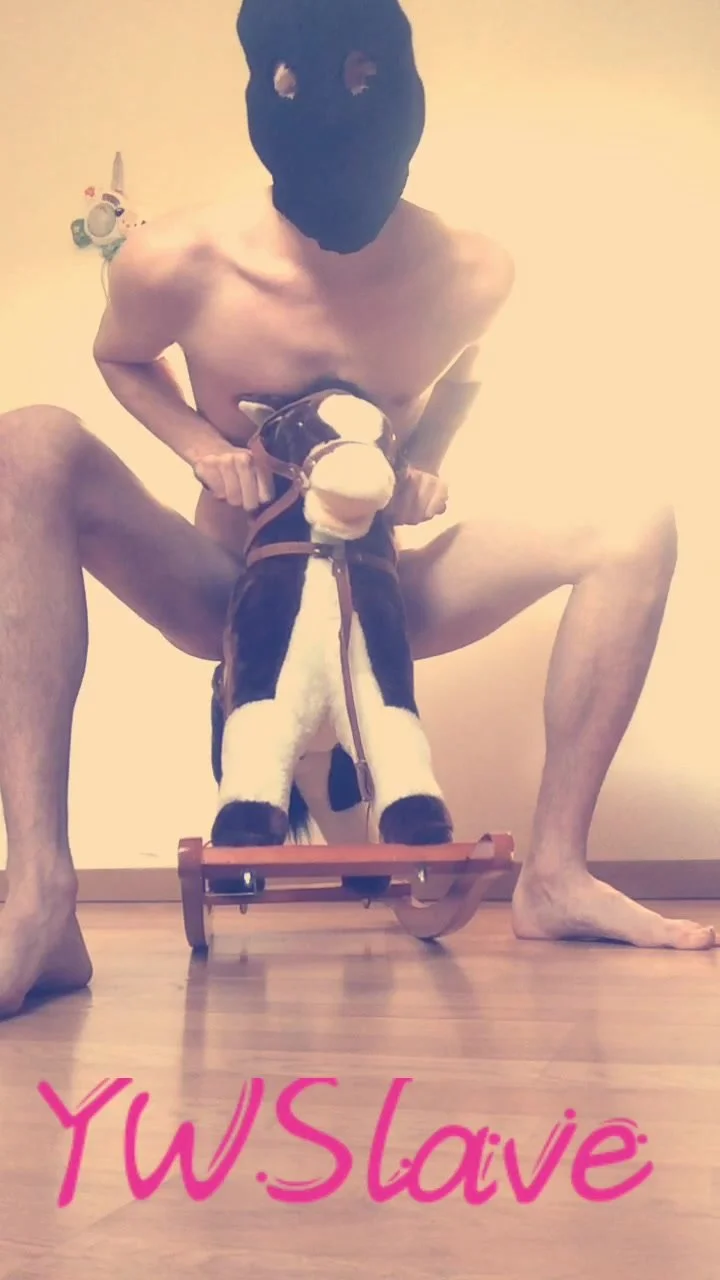 720px x 1280px - Pathetic fag loser with rocking horse - ThisVid.com