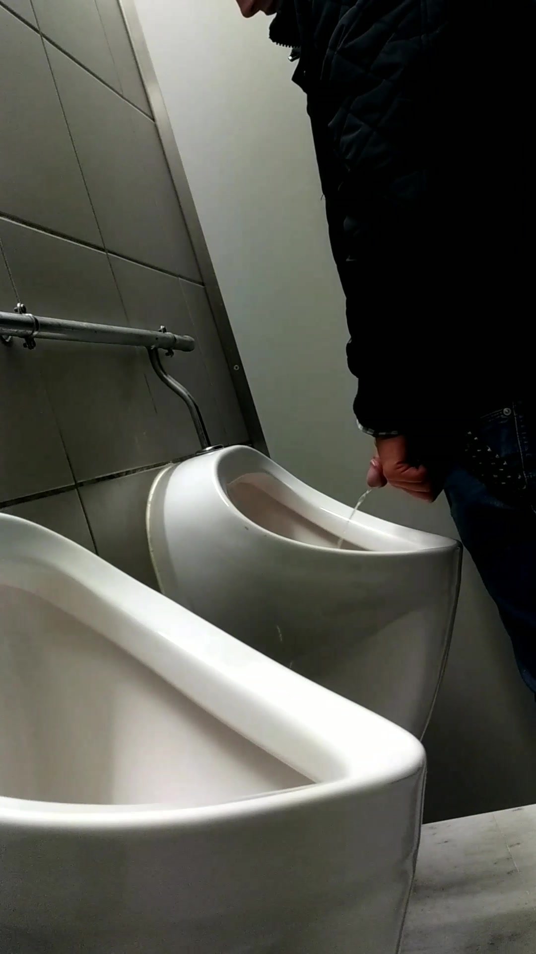 Spy man piss toilet