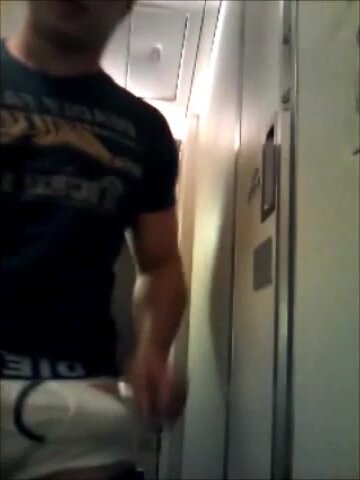 jerk off on airplane guy