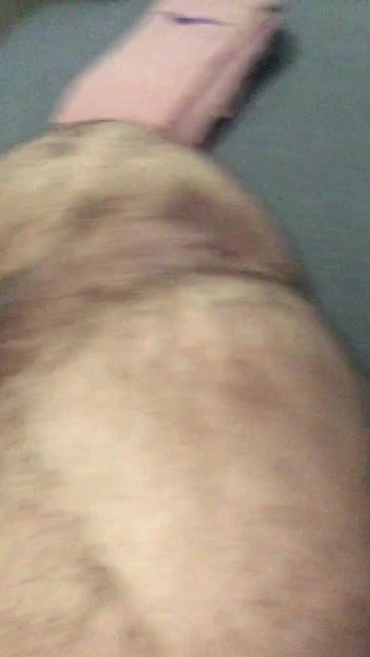 More juicy farts from hairy ass