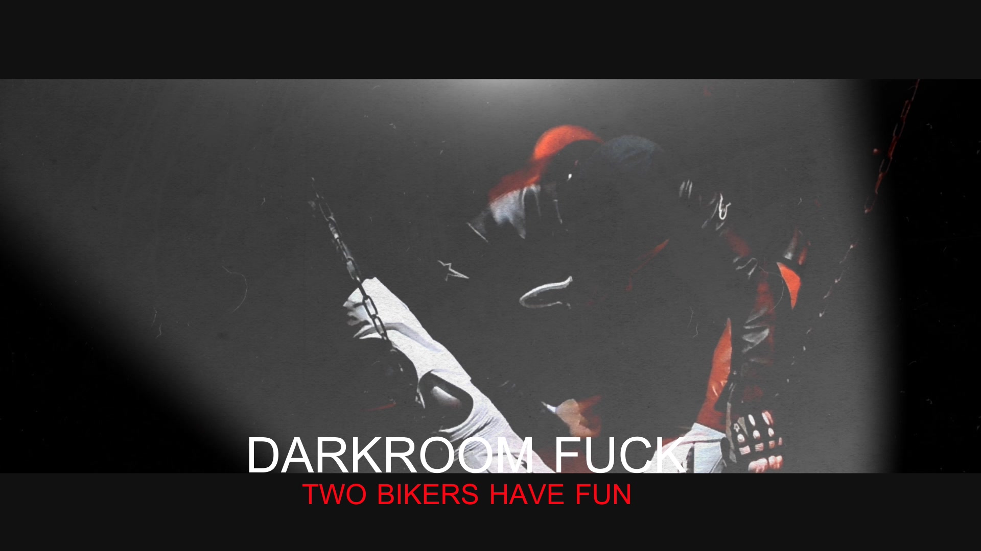 38 PREVIEW - Darkroom fuck
