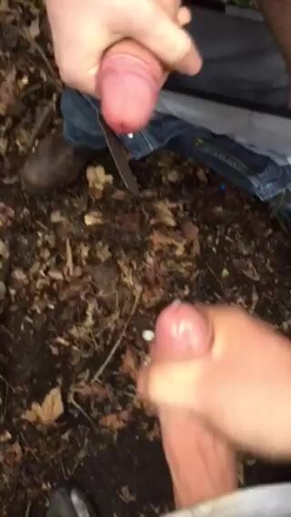 Wank & Cum in Woods!