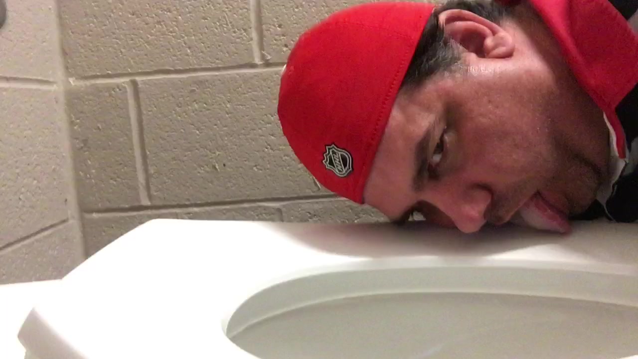 Public toilet lick - video 2