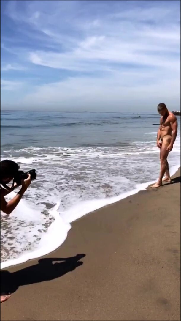 sesion de fotos sin desnudo frontal