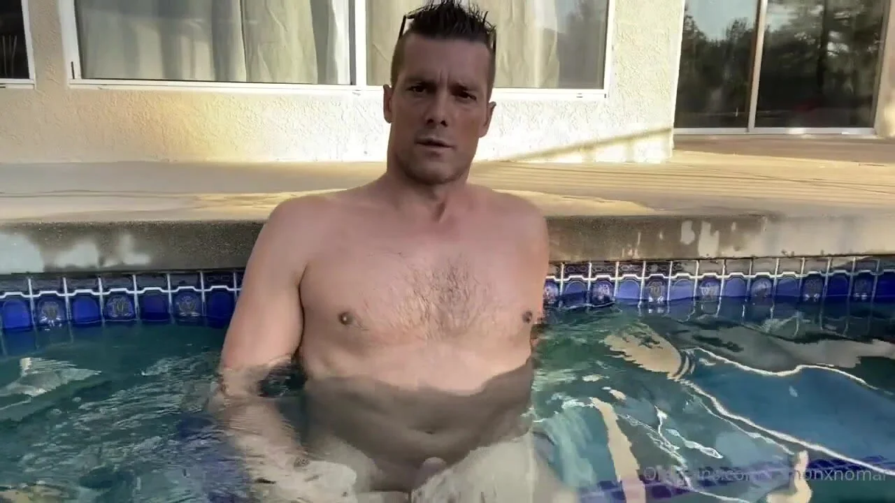 Straight pornstar in the pool - ThisVid.com