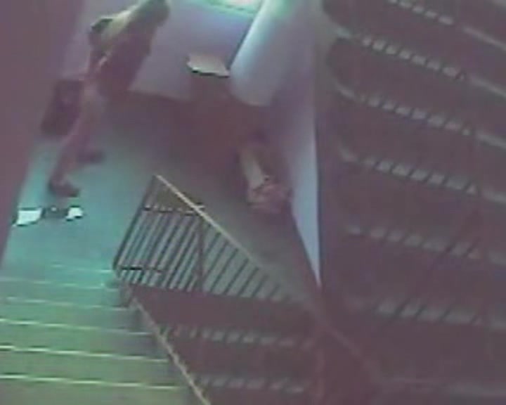 2 DIRTY SLUTS PISS ON THE STAIRCASE
