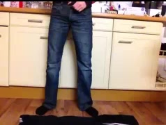 JEANS BOY BEATING HIS MEAT
