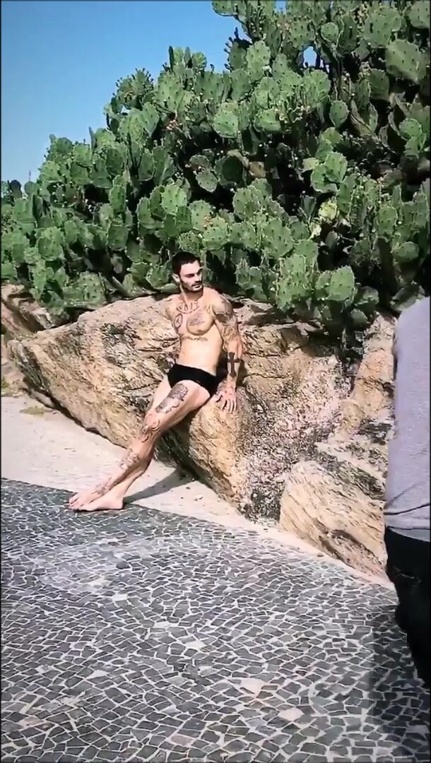 imágenes de sesión de fotos en publico SIN DESNUDO