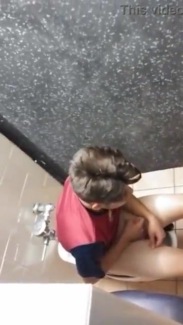 Jerking off un public toilet