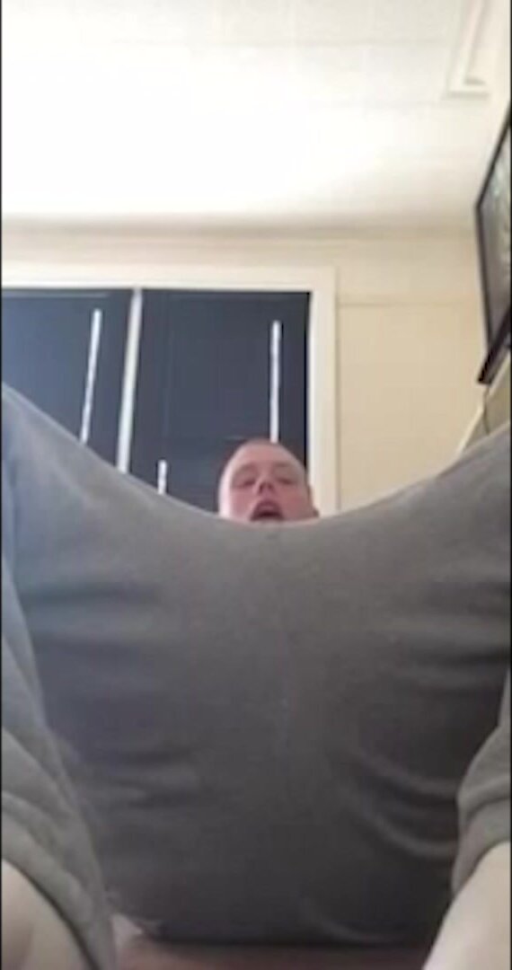 Jock farts - video 6