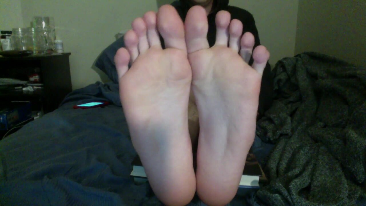 Guys Huge Sexy Feet