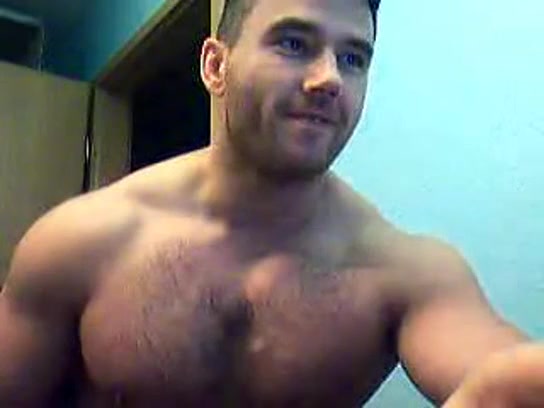 Hot muscle guy jerking off ans shows ass and face