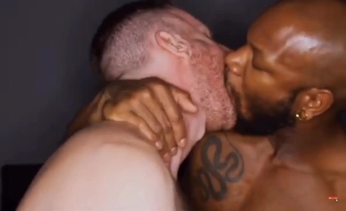 Interracial tongue kissing 1