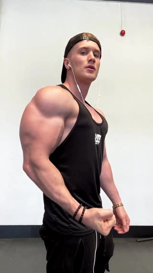 Young Bodybuilder arm