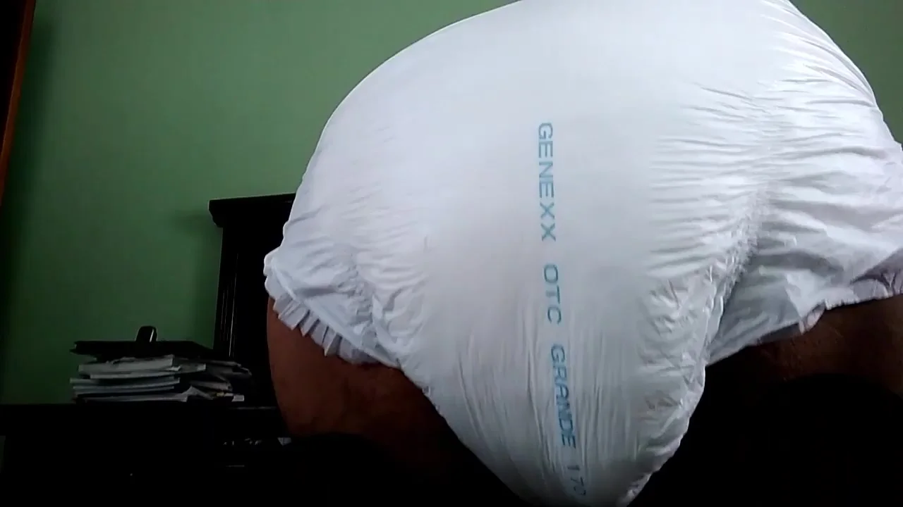 Wet Diaper Fart ThisVidcom