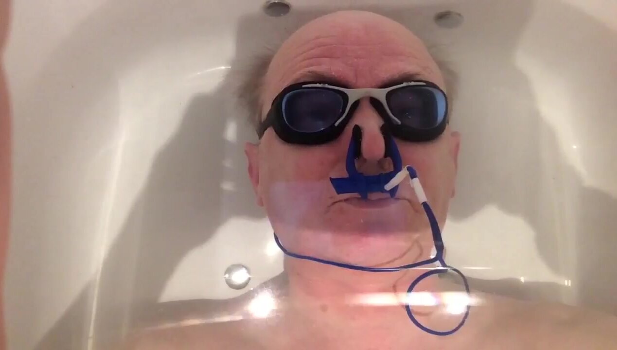 Bath breathhold - video 2