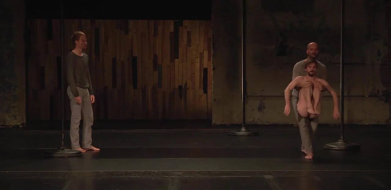 CMNM: Clothed and undressed men - ThisVid.com