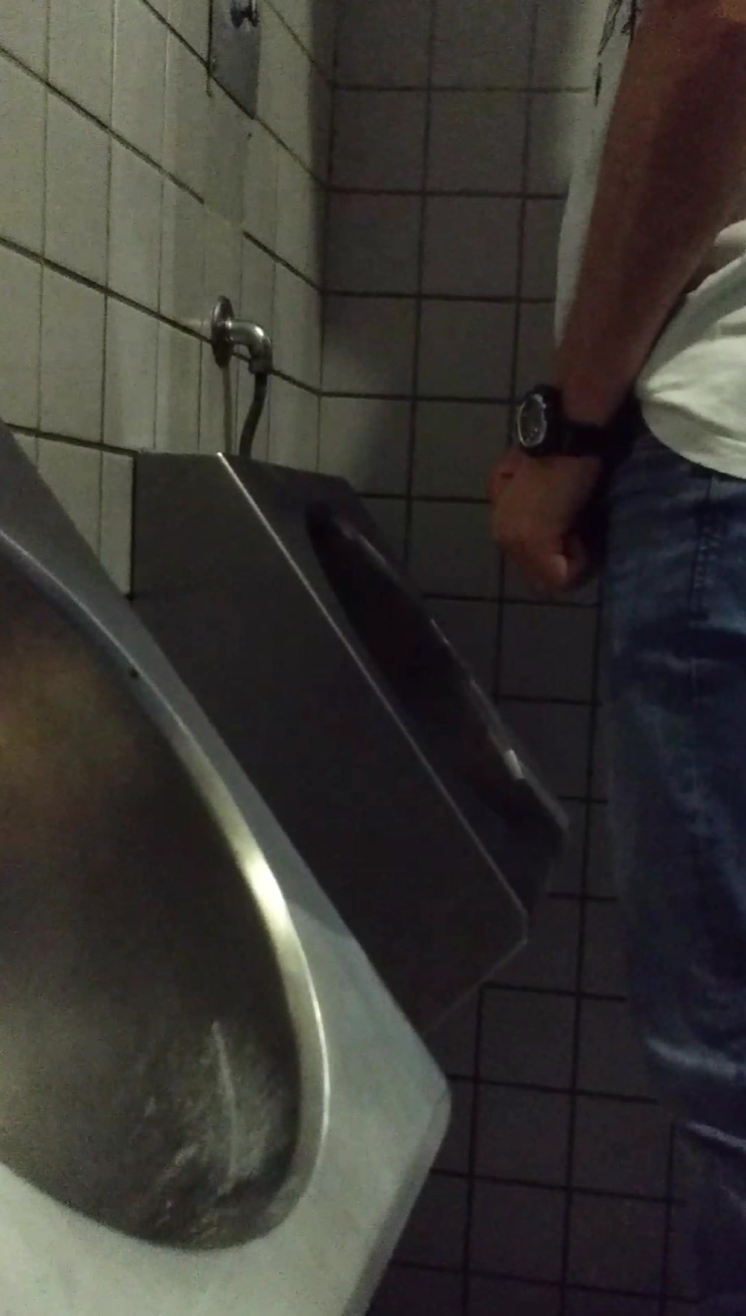 Bathroom Spy man piss toilet - video 3