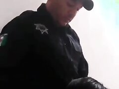 Chupando o policial