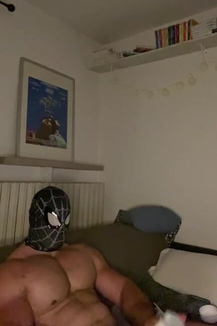 Bodybuilder Spidey Flex