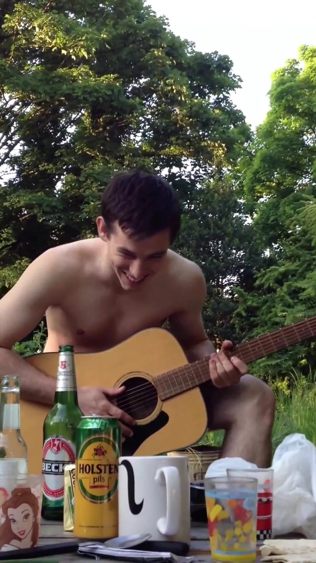 Casual Nudity Toon - NAKED WORKING: Naked in the back garden - ThisVid.com