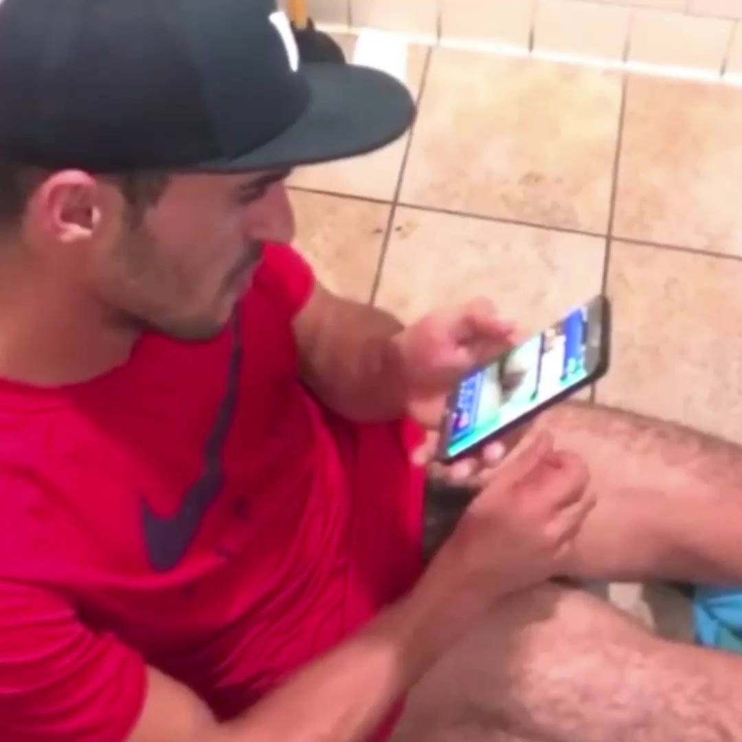 Public Wanker Caught