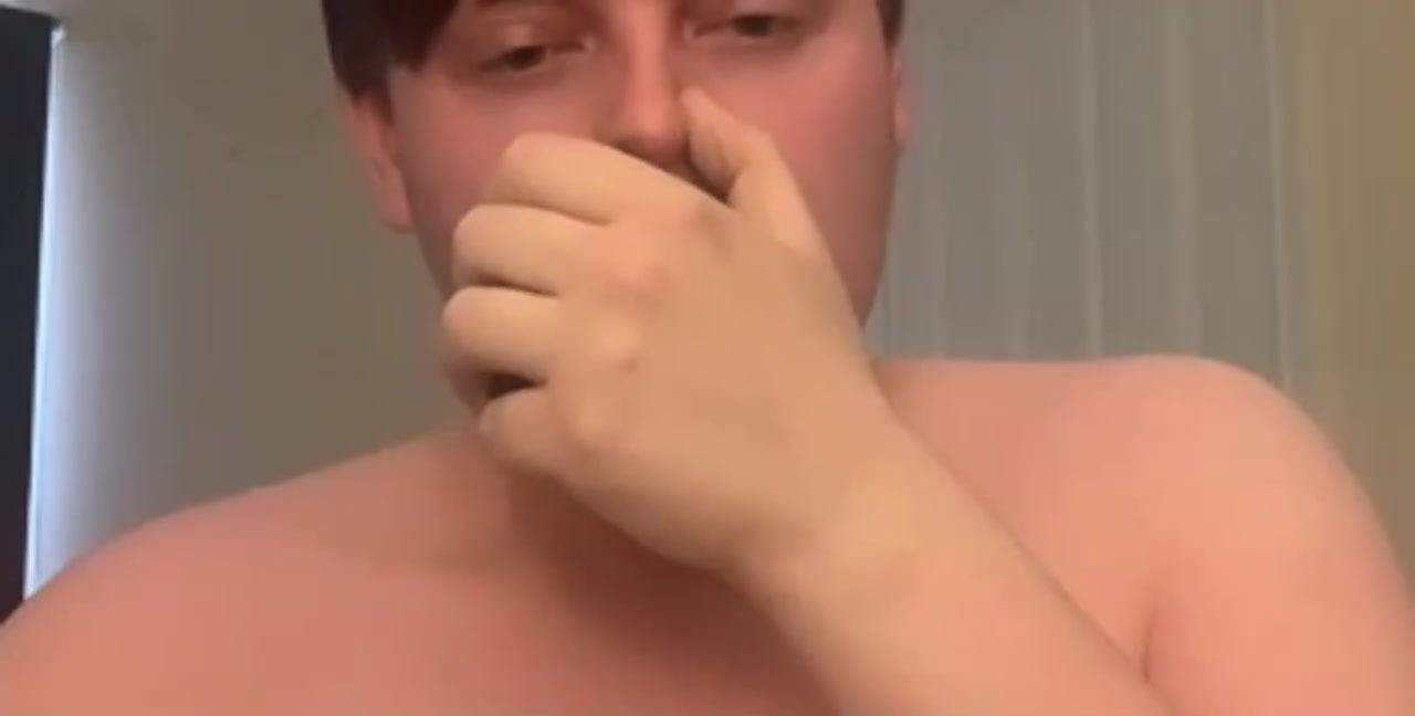 BritBoy GOONS for Coach and totally FRIES his brain out