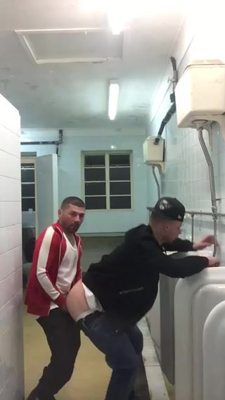 Gay Washroom Quickie!