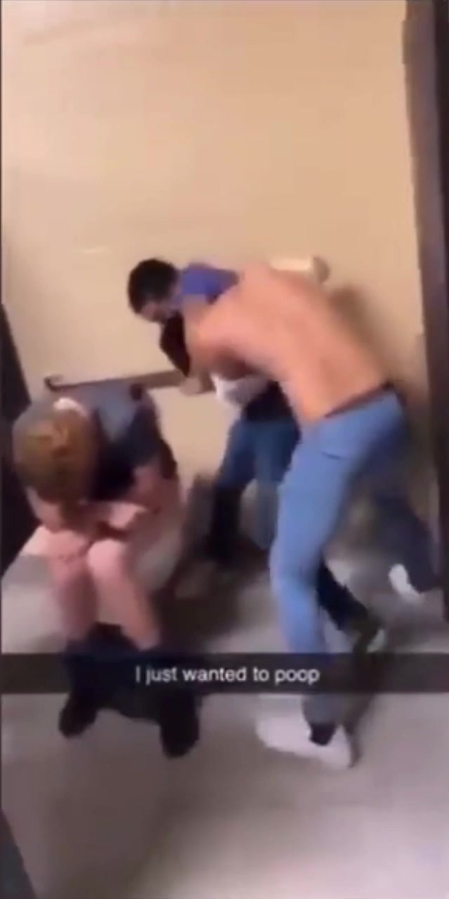 Real brawl fight in the high school toilets goes funny