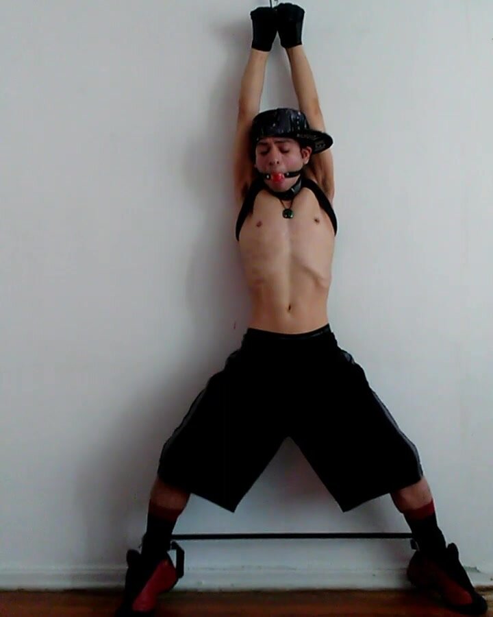 Rope work: Skater Bondage - video 2 - ThisVid.com