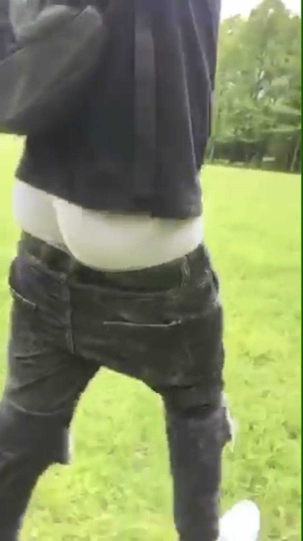 A saggy walk in the park