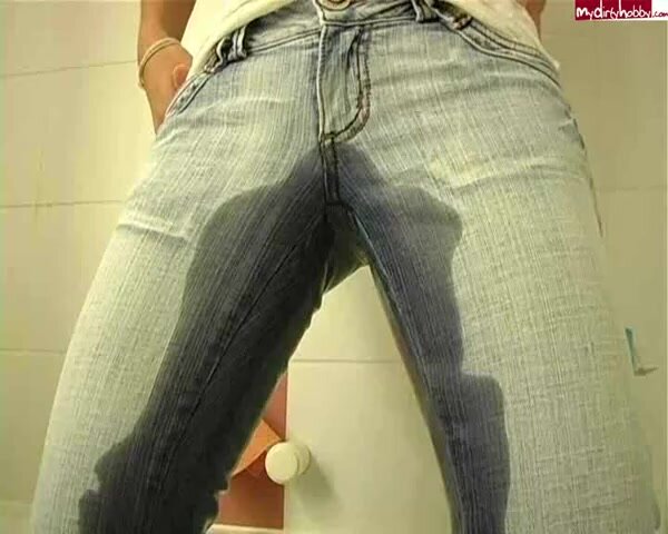 Jeans wetting and golden shower