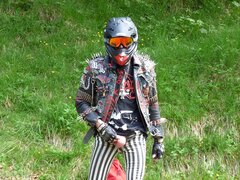 satanic Metalpunkbiker pissing