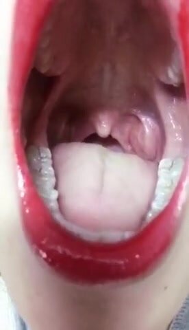 Chinese girl mouth - video 2