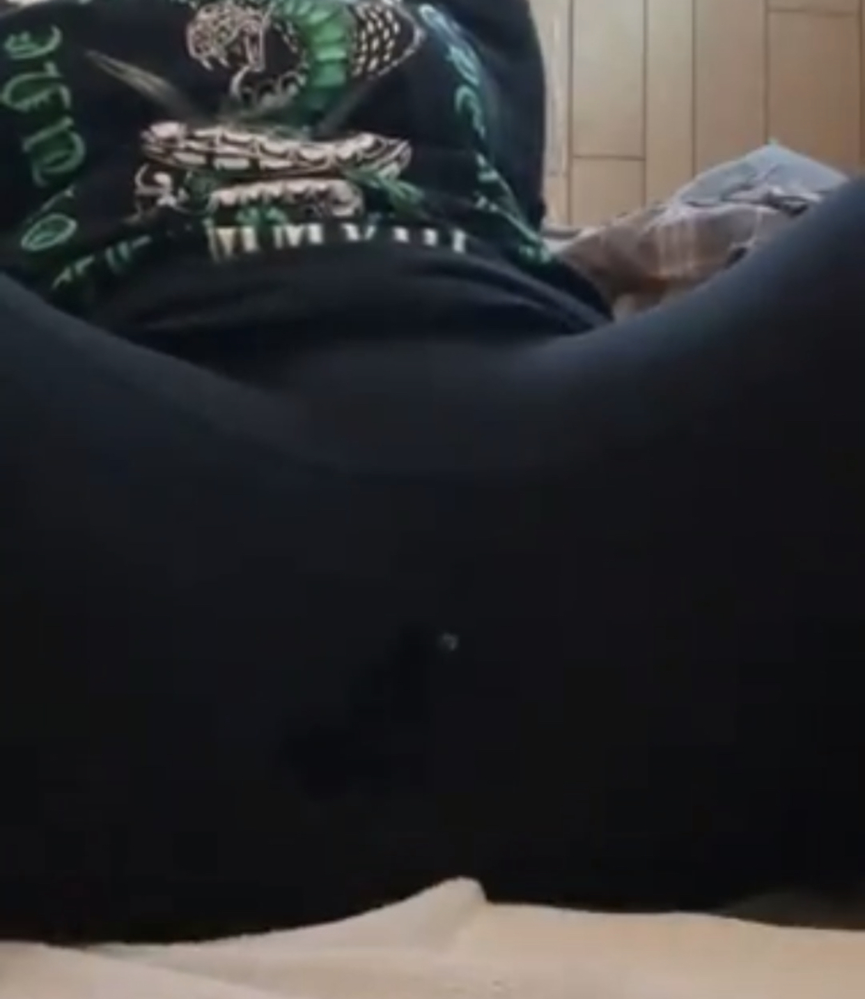Girl pee black leggings