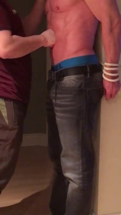 MUSCLE GUT PUNCHING