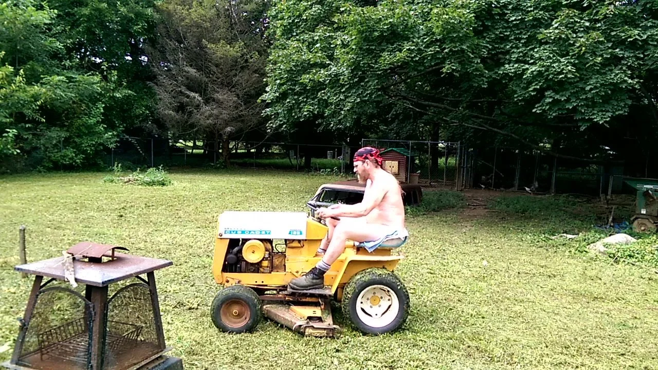 Naked lawn mowing