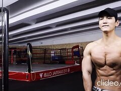 Asian muscle hunk - video 2