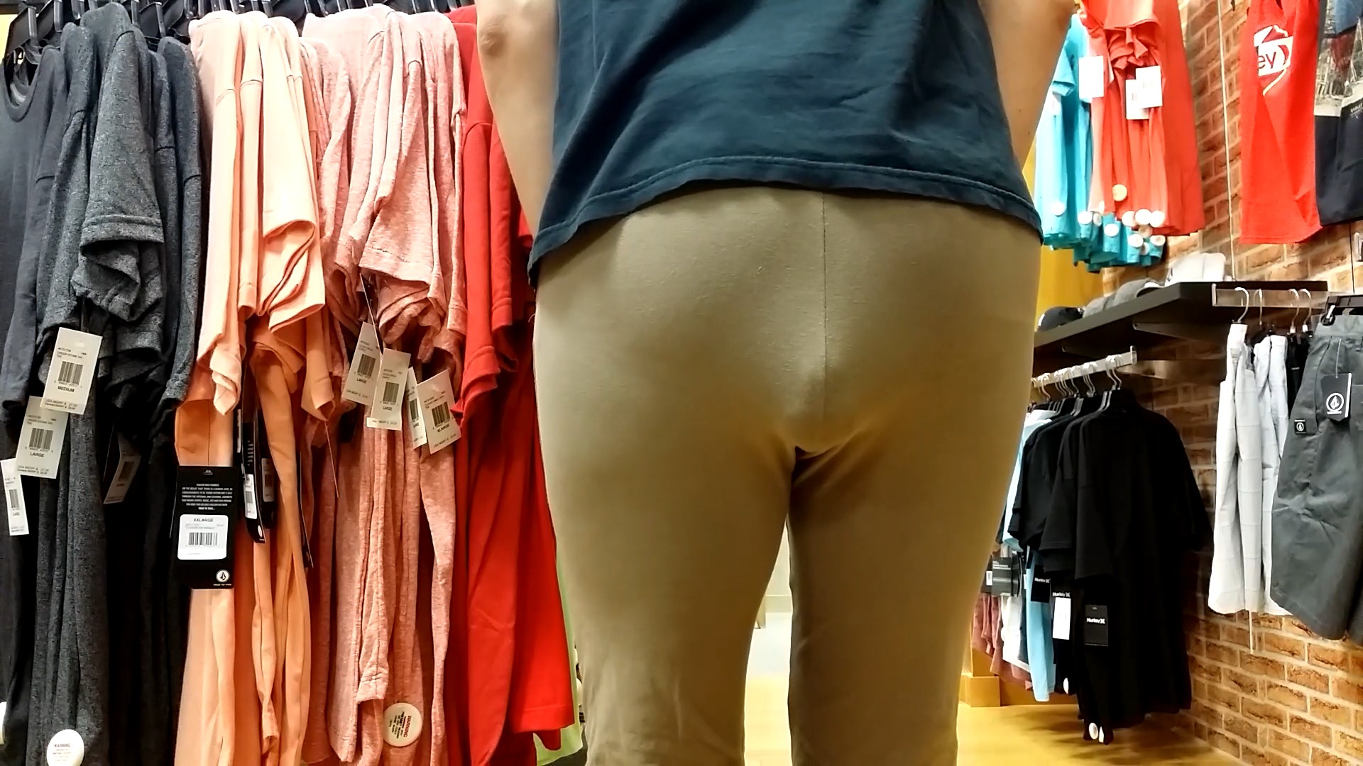 Pooping my beige leggings at a department store
