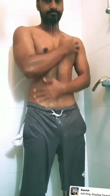 Desi Shower Naked - Desi shower nude male - ThisVid.com