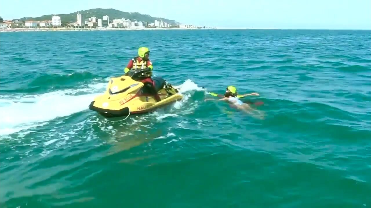Lifeguard successful saves women