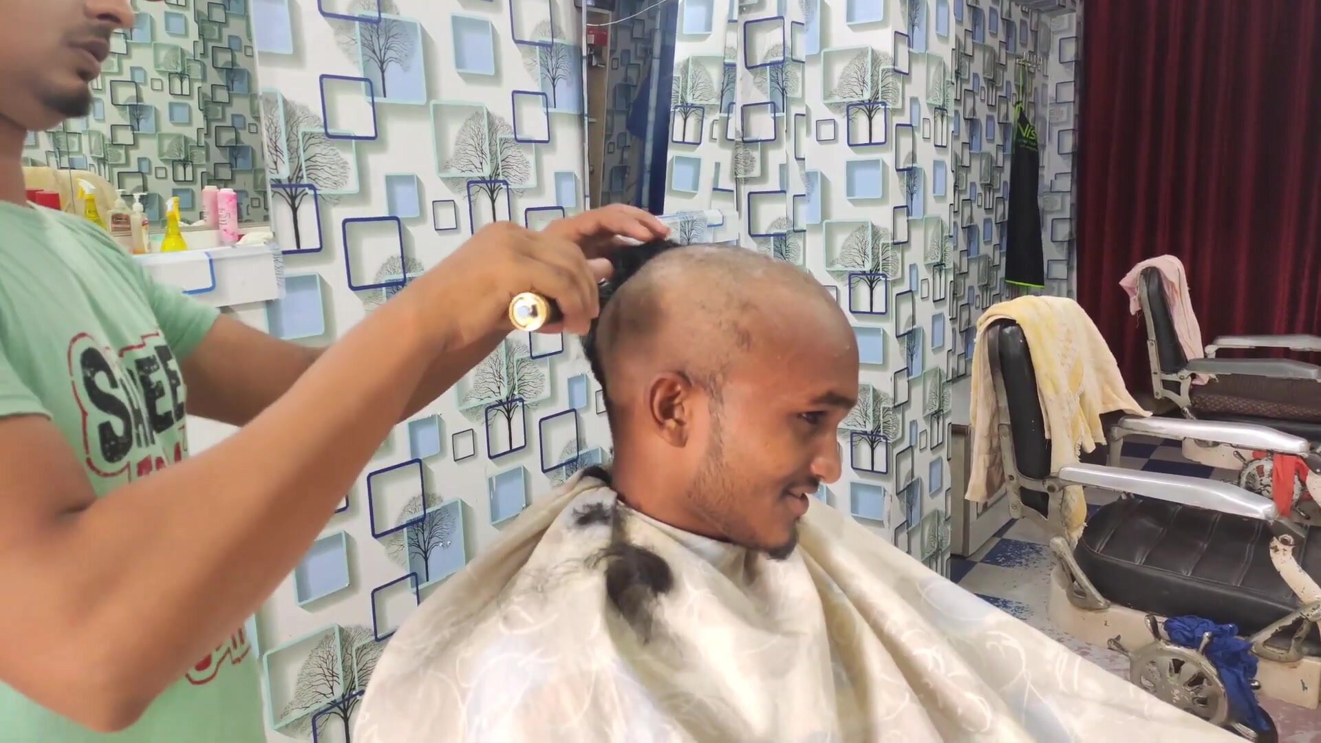 Boy head shave - video 2