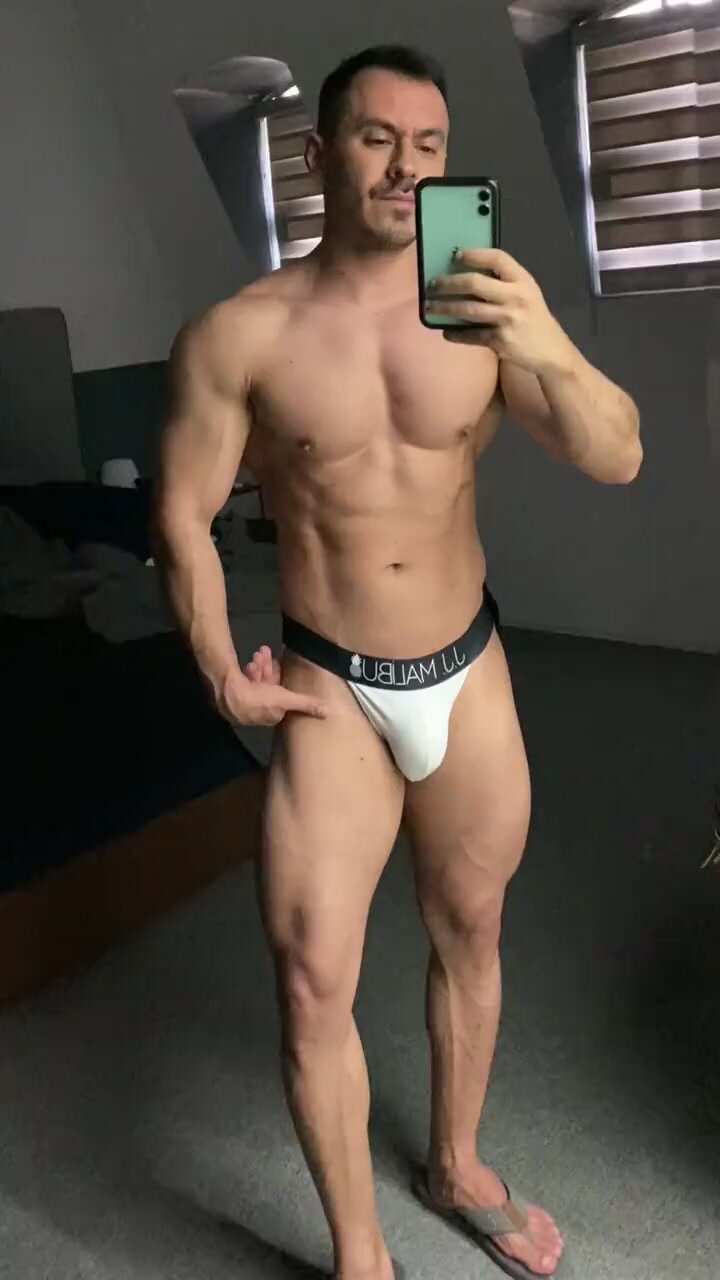 Sexy bulge 317