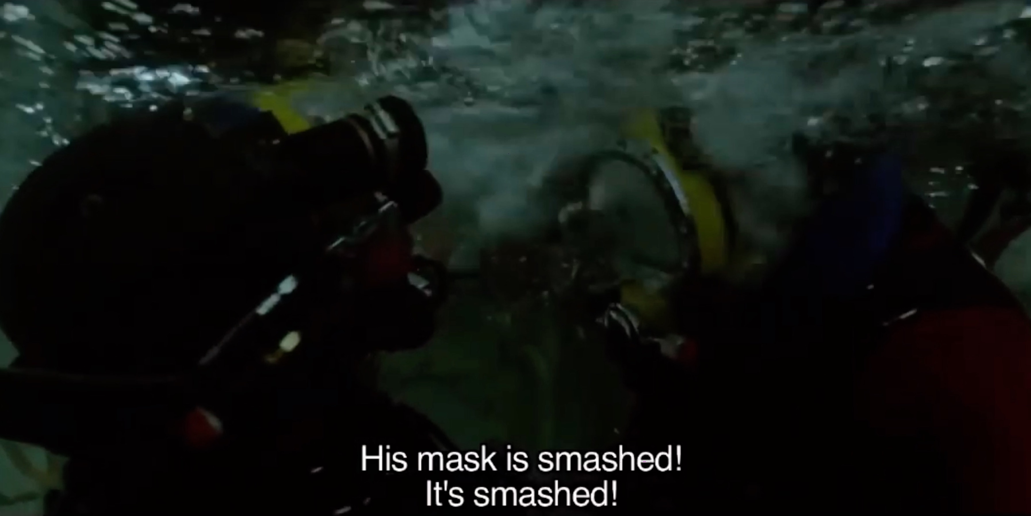 Deep Sea Diver risks his own Life to Save Dive Buddy