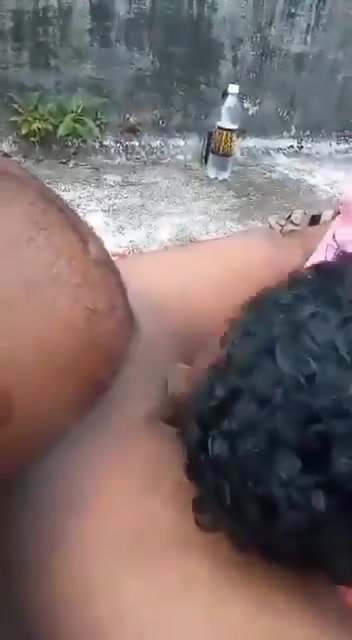 Indian Hunk Gets Sucked