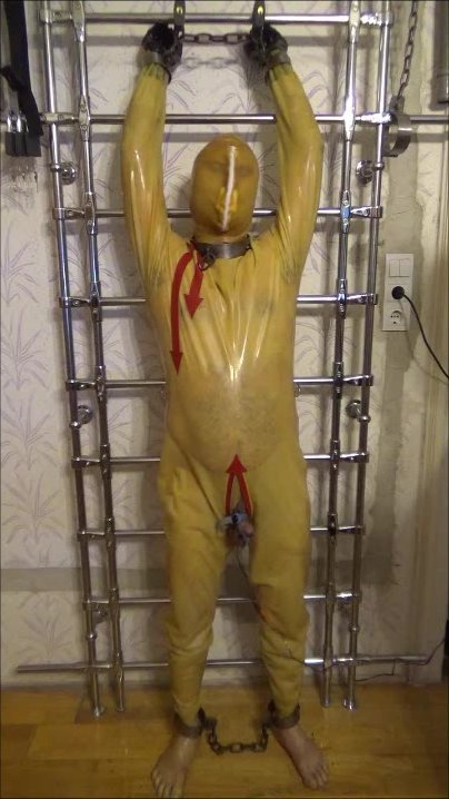 Rubberslave, Grid, shackles and CBT