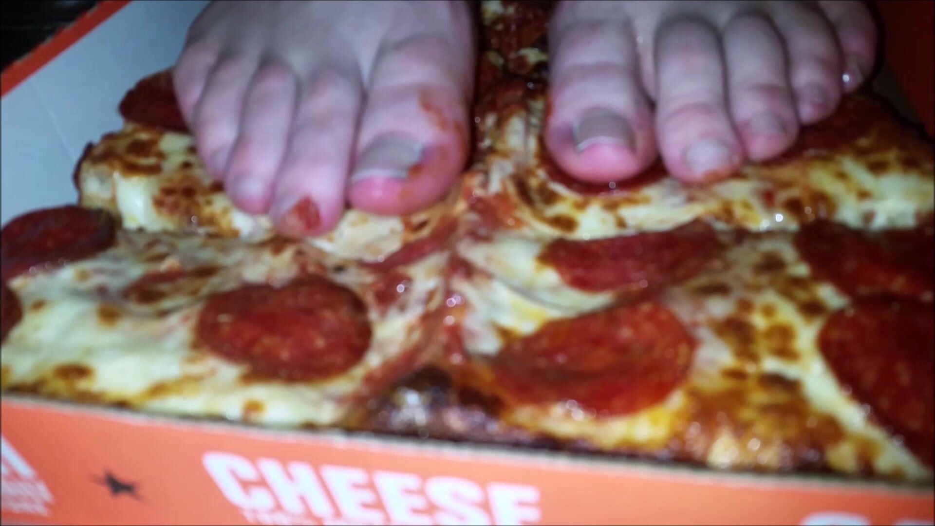 Pizza Feet Crush