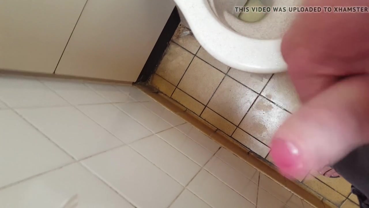toilets - video 3
