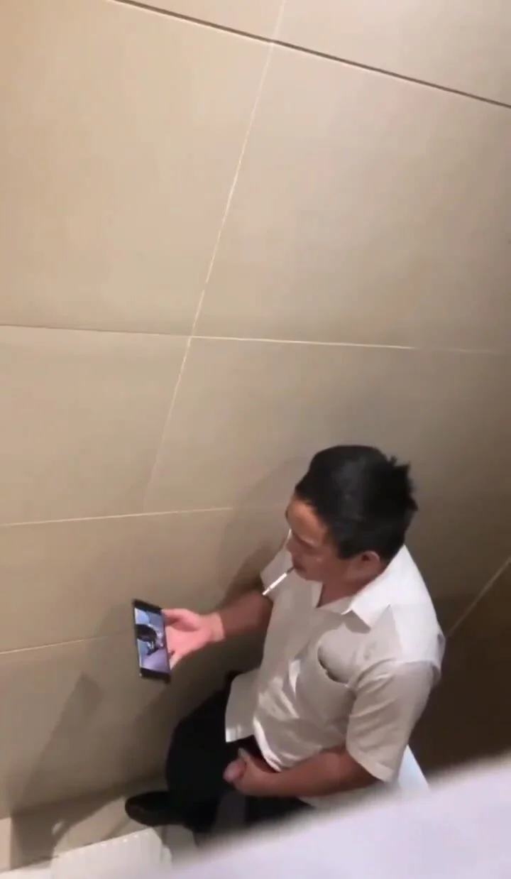 Toilet spy 437 vietnam picture photo