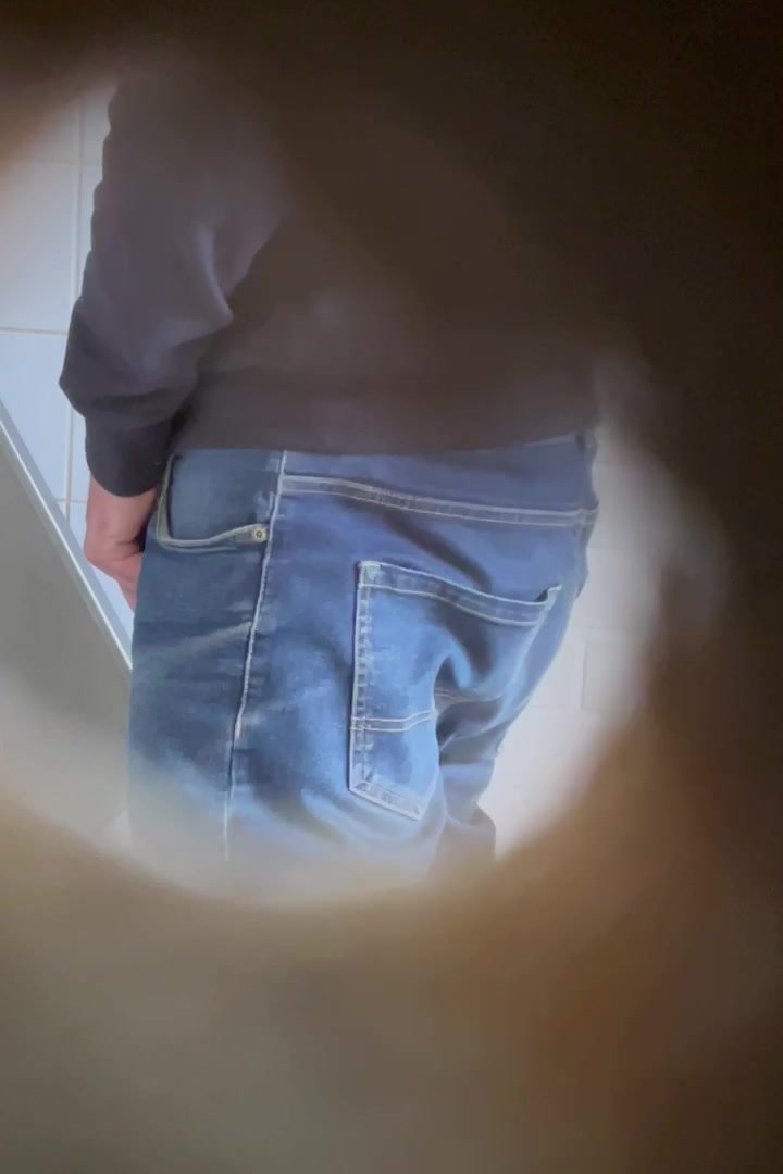 Massive cock piss